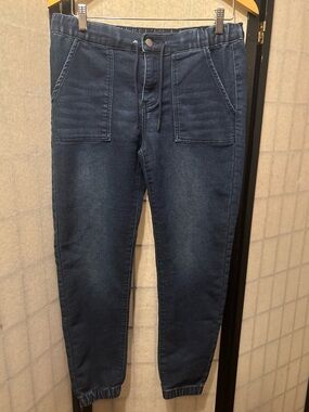 FOREVER 32 Dark Blue Denim Jogger Jeans - Casual Comfort